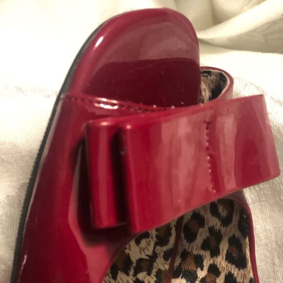 Red Patent - Picture 4 of 16
